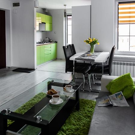 Apartament Szczesliwy ウストシキ・ドルネ エクステリア 写真